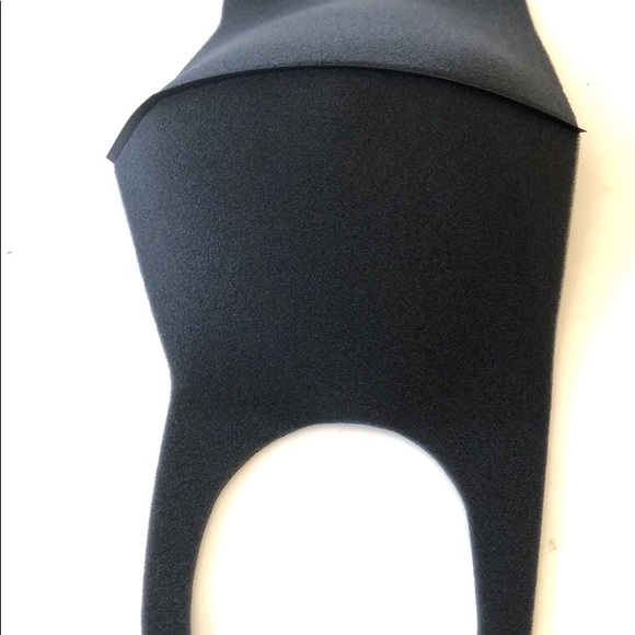 Mask - Picture 2 of 2